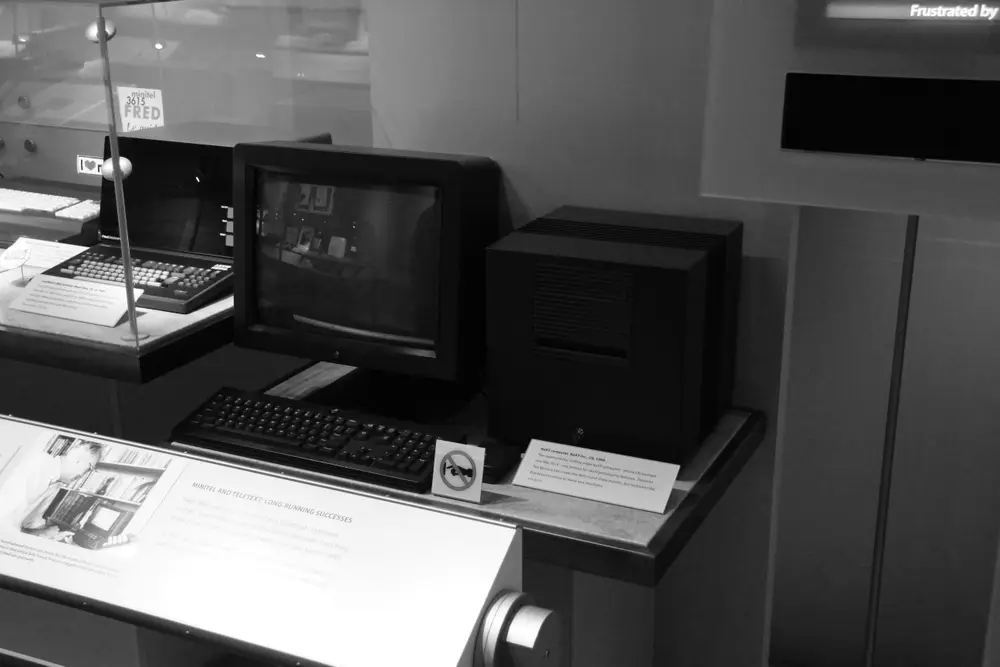 The NeXTcube, NeXT's workstation (1990) on display at the Computer History Museum